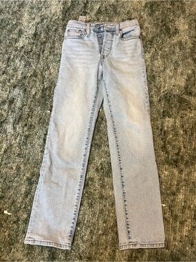 Women’s Levi's Wedgie Straight Light Blue Jeans Size 24